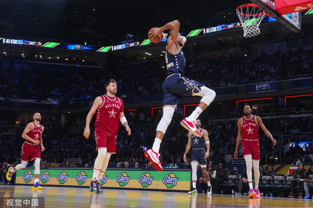 与观众的热 与观众的热