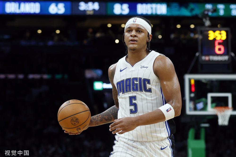 他被迫暂时 他被迫暂时