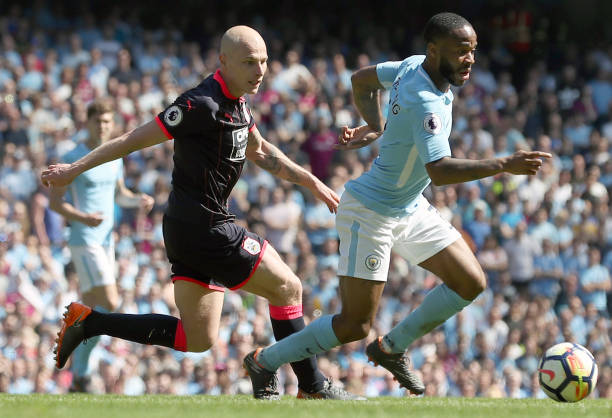 官方和球员 官方和球员