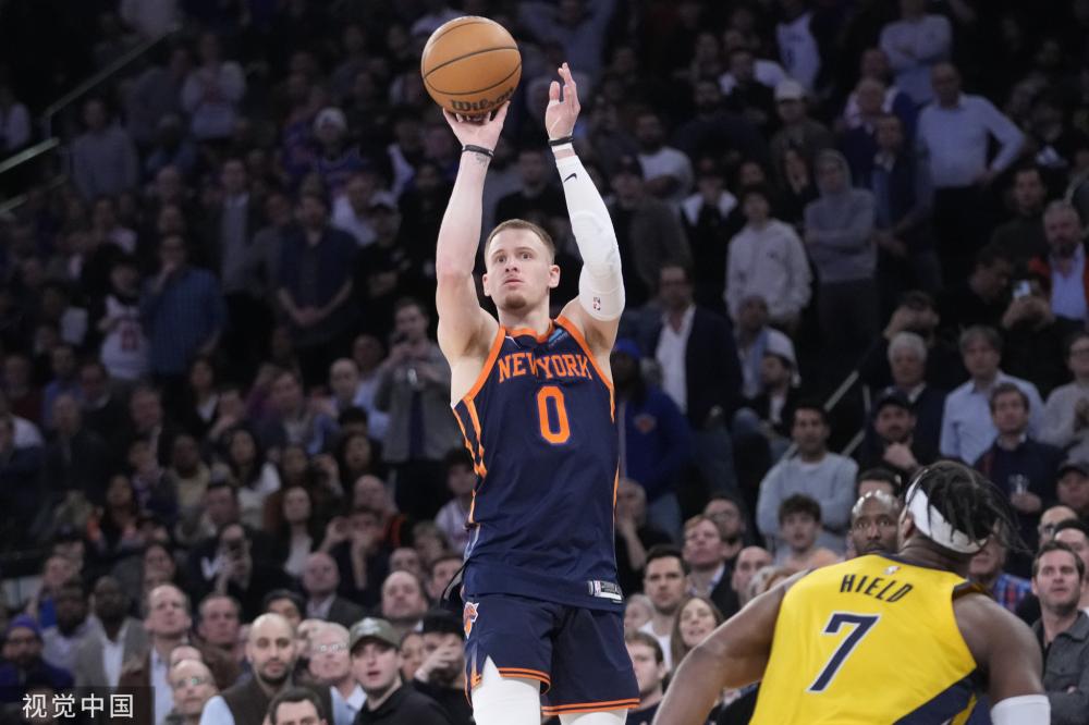 球员之间深 球员之间深