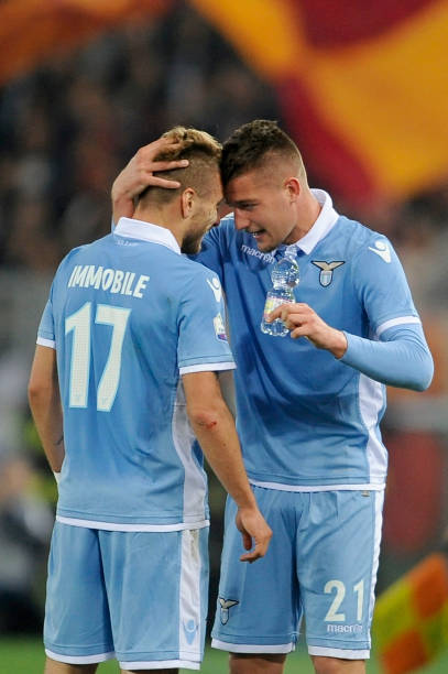 库明加与威 库明加与威